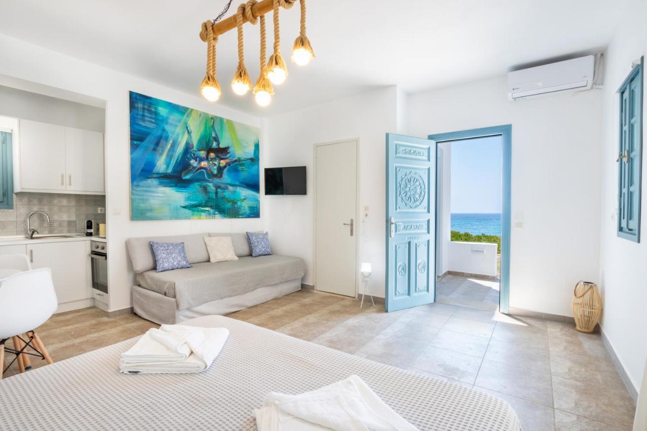 The Ship 2 Apartment Lefkos  Luaran gambar